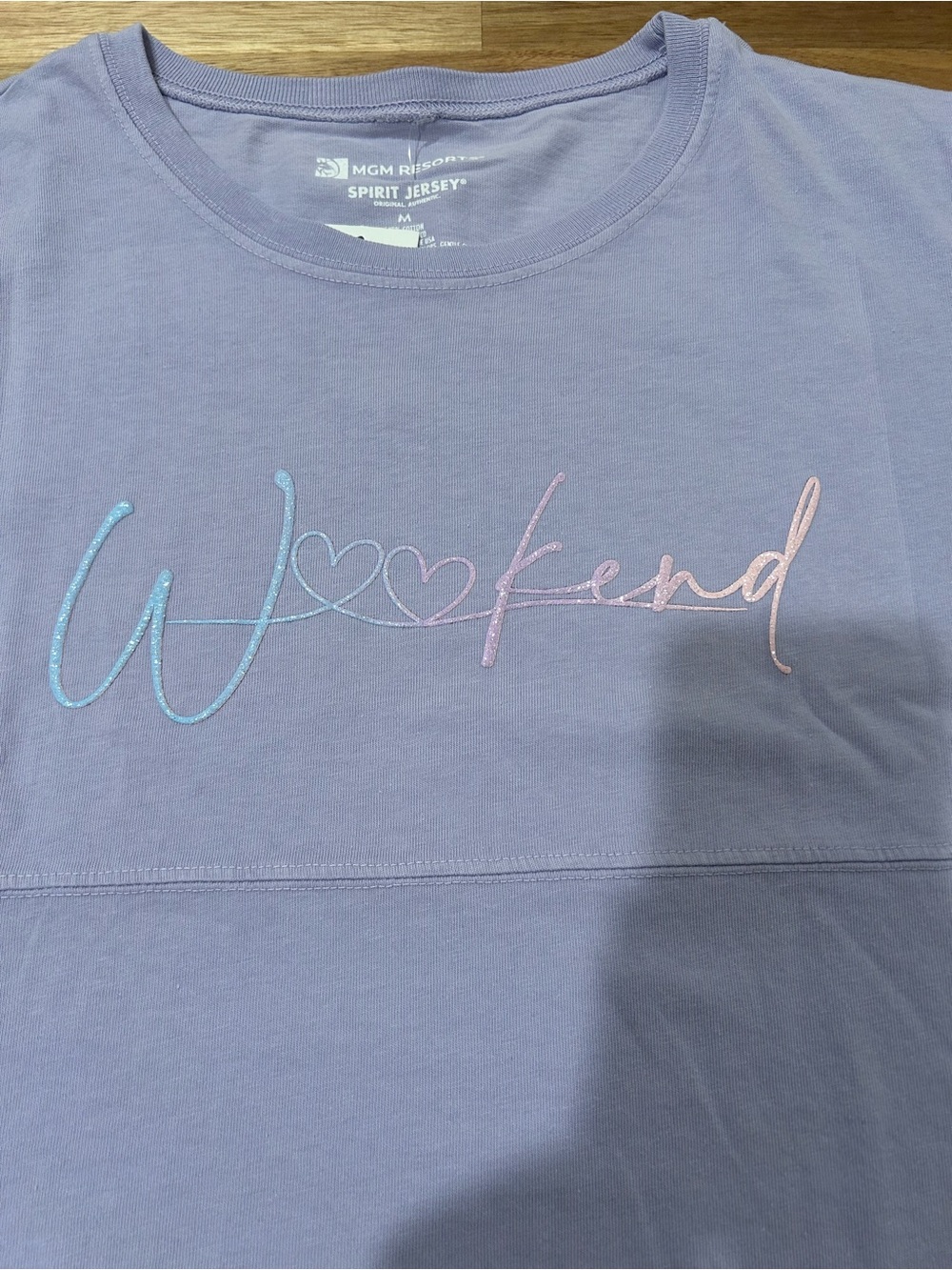 Las Vegas ‘Weekend’ Graphic Cropped Tee